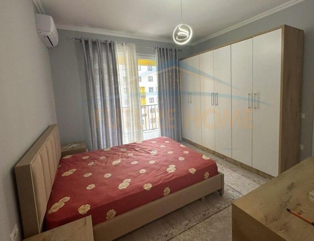 Qera, Apartament 2+1+2+Post Parkimi , Yzberisht.