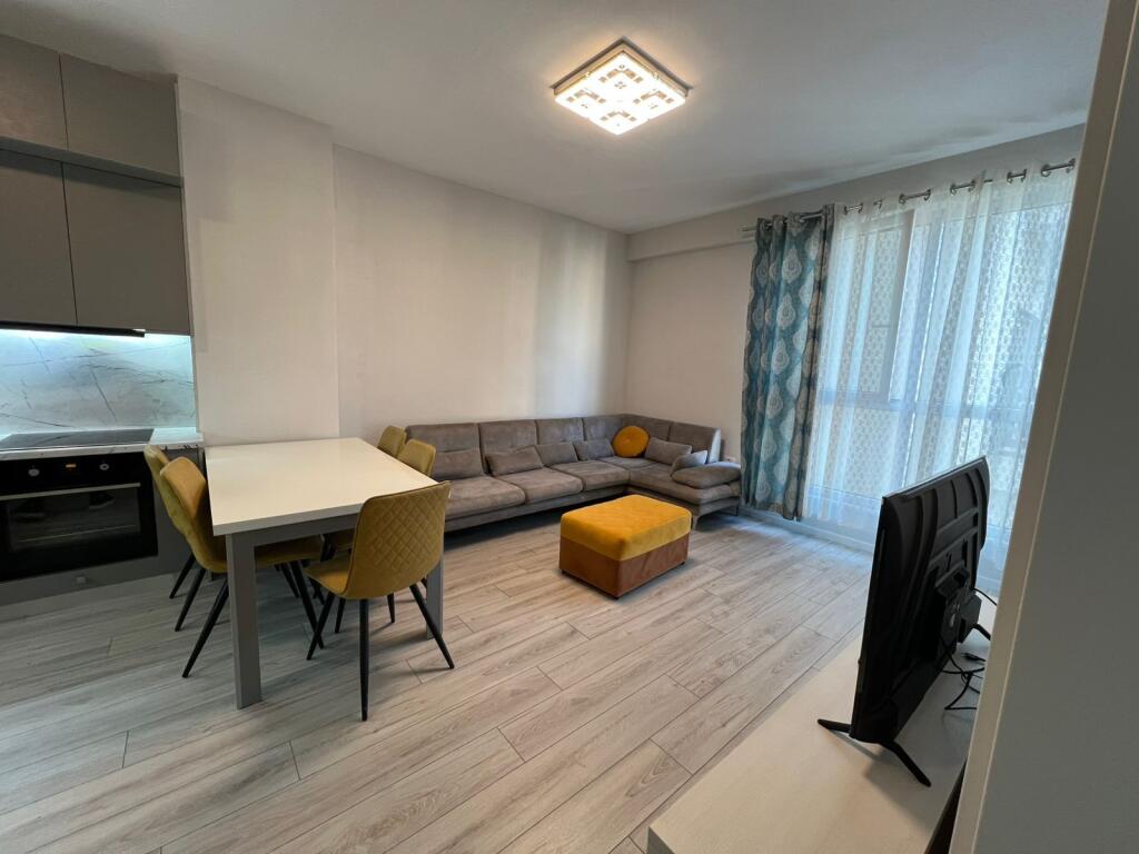 Appartamento 1+1 in affitto presso Komun e Parisit.