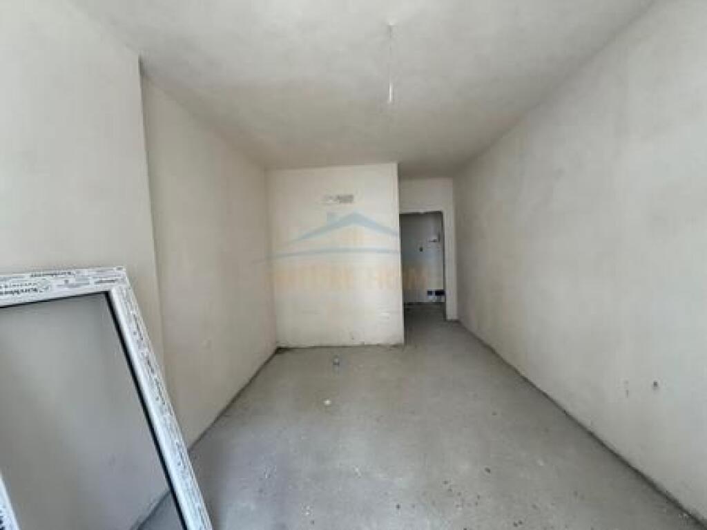 Shitet Apartament 2+1 ne kompleksin 2N SHPK , Paskuqan , Tirane