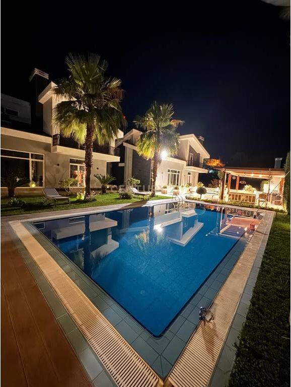 Residenza abitativa in affitto! 10.000 € /mese