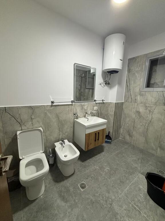 🏠 Appartamento 1+1 – In Affitto | Lungo Mare, Vlorë