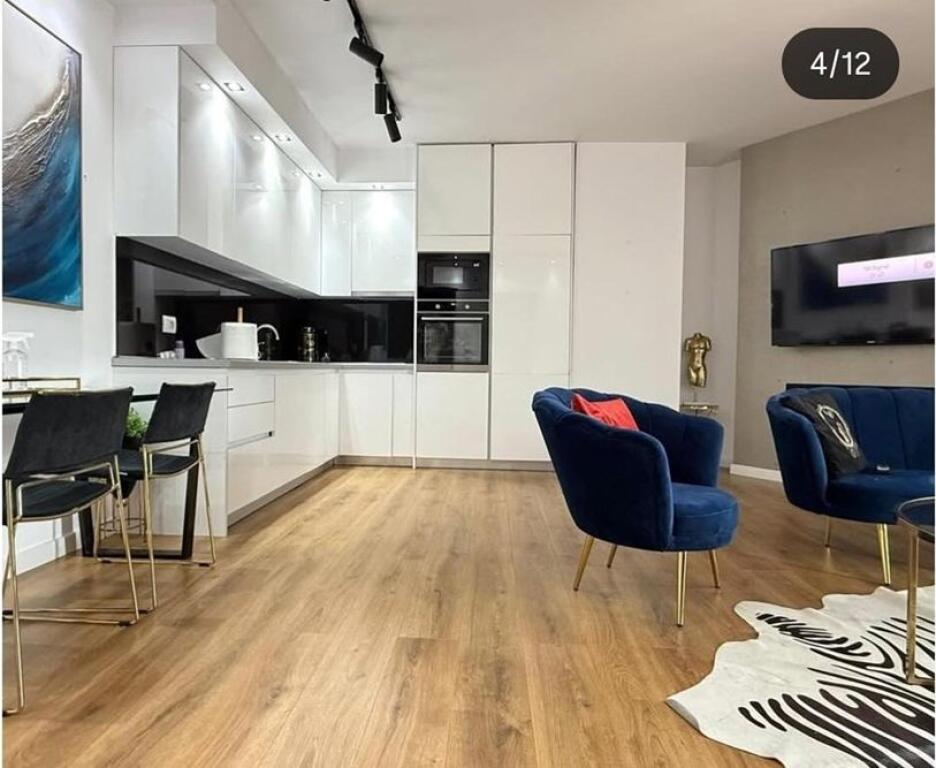 Apartment for rent 2+1 at Blloku
