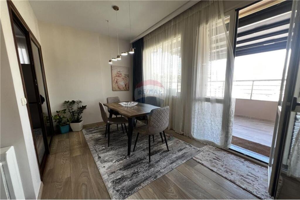 🏠 Appartamento 2+1 – Papafingo in Vendita 📍 Viale Ismail Qemali, vicino a RINIA, Valona