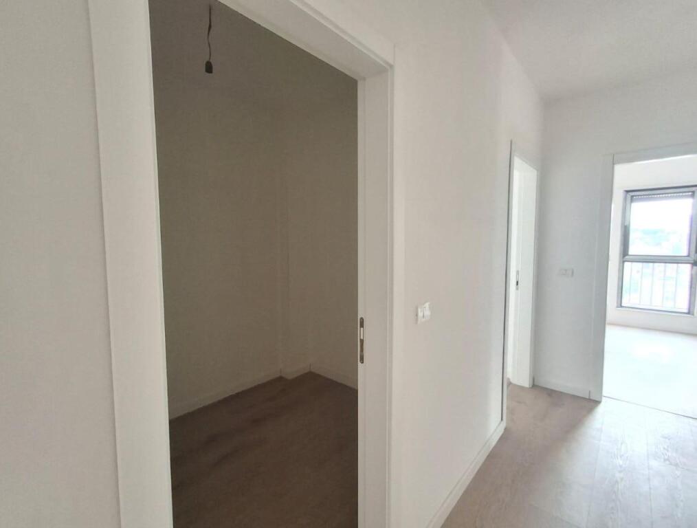 3+1 apartment with veranda for sale – Qemal Stafa Street