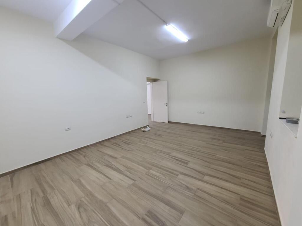 OFFICE SPACE FOR RENT IN THE CENTER