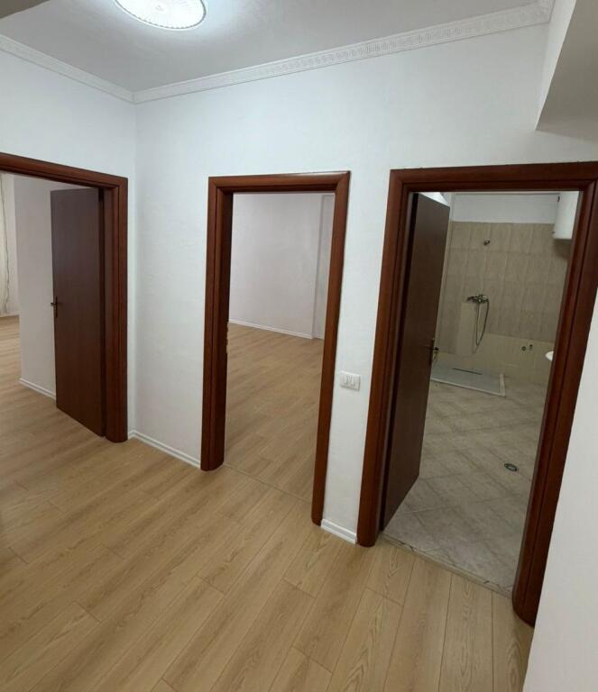 📌Shitet Apartament 1+1 – Fresk (pranë Spar 2)