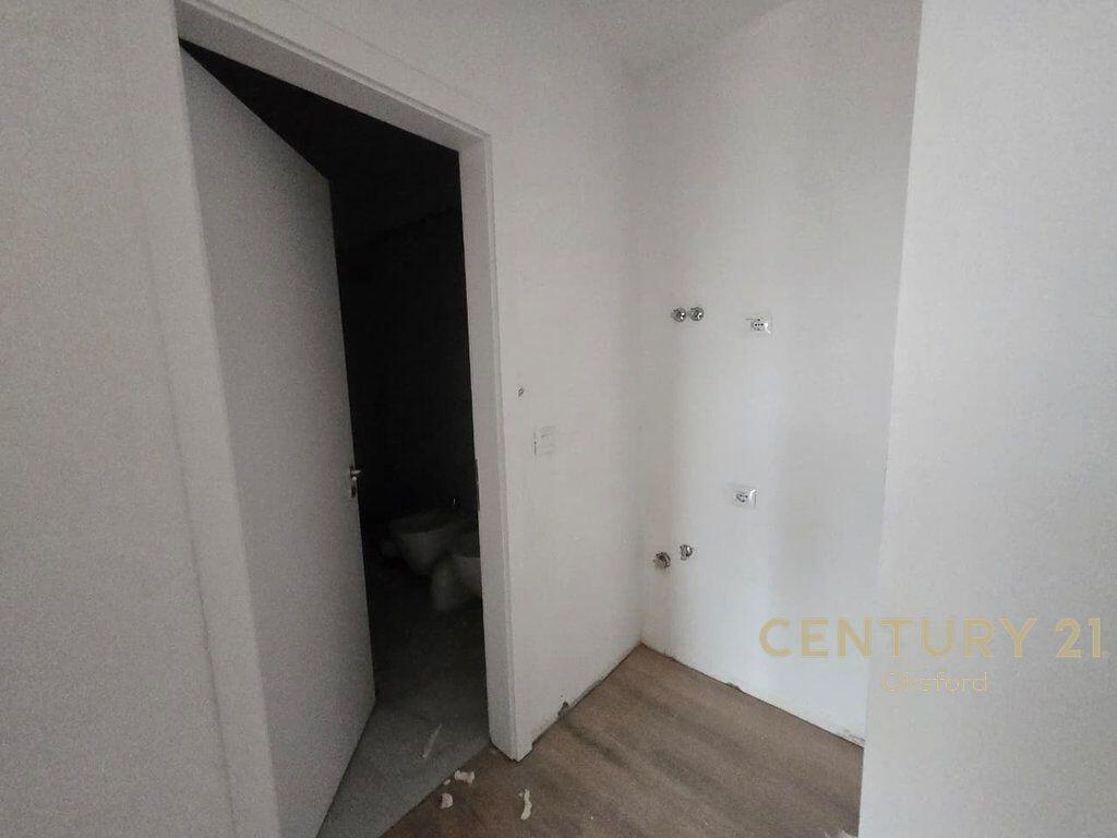 OFFICE FOR RENT 3+2 IN ZOG TE ZI!