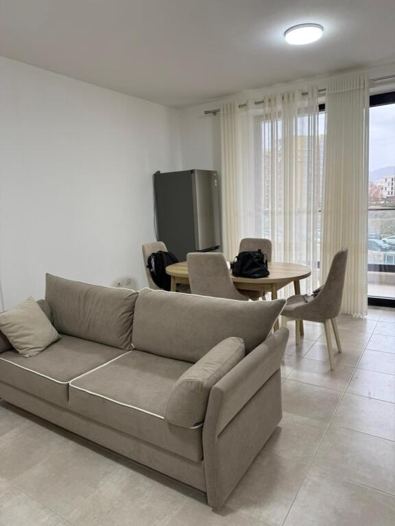 Apartament modern me qira në një nga rezidencat më të kërkuara 🏙️