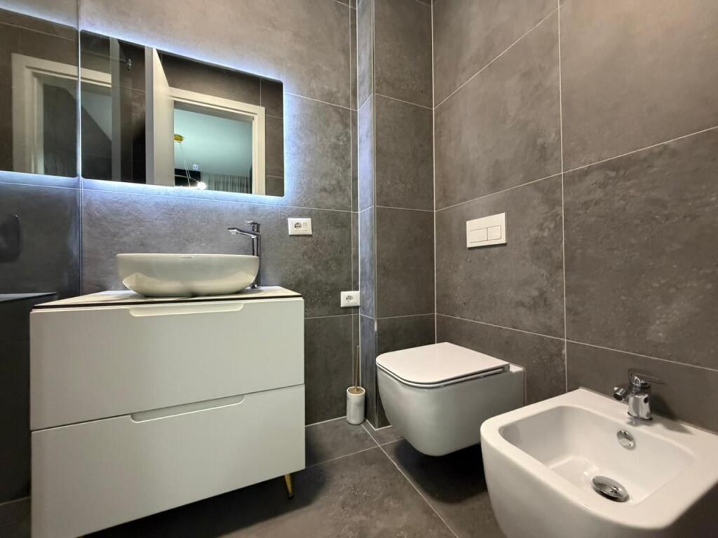 Appartamento 2+1+Parcheggio in affitto presso Montesori Schl/Lago Secco.