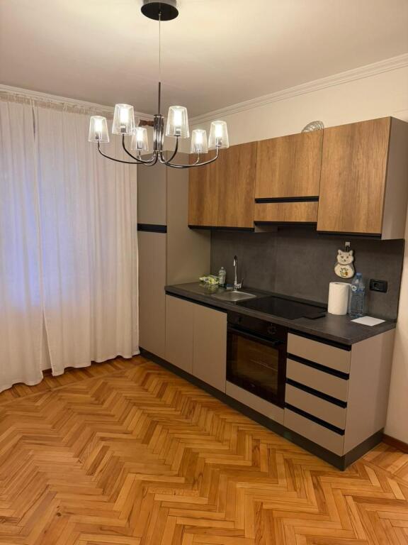 Apartament me Qira te Rruga Elbasanit