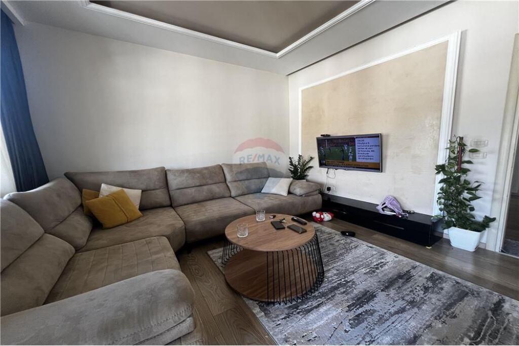 🏠 Appartamento 2+1 – Papafingo in Vendita 📍 Viale Ismail Qemali, vicino a RINIA, Valona
