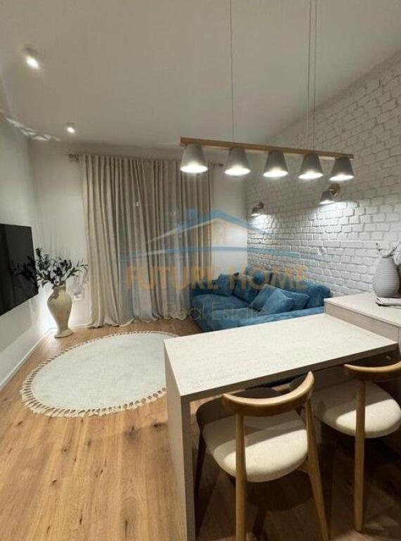 Affitto, Appartamento 2+1, Myslym Shyri. Tirana.
