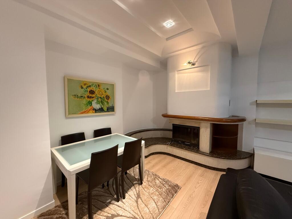 Apartament 2+1 me qira tek Vilat Amerikane, Rruga e Elbasanit