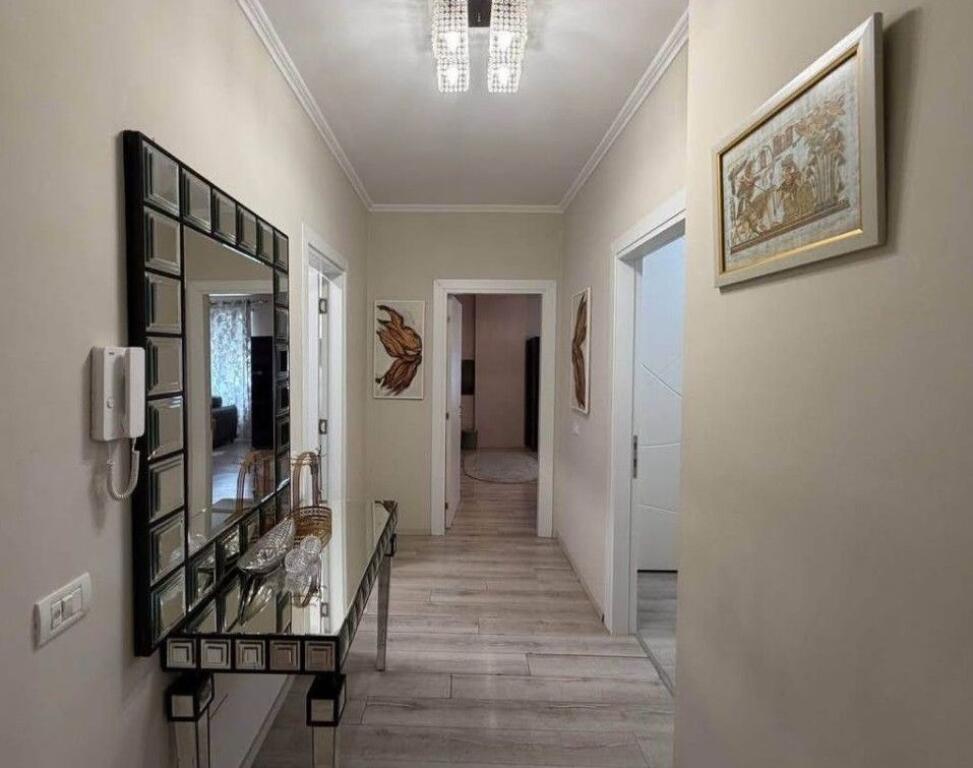 📌Appartamento 2+1 + Posto Auto in Affitto – Comune di Parigi (KIKA 2)
