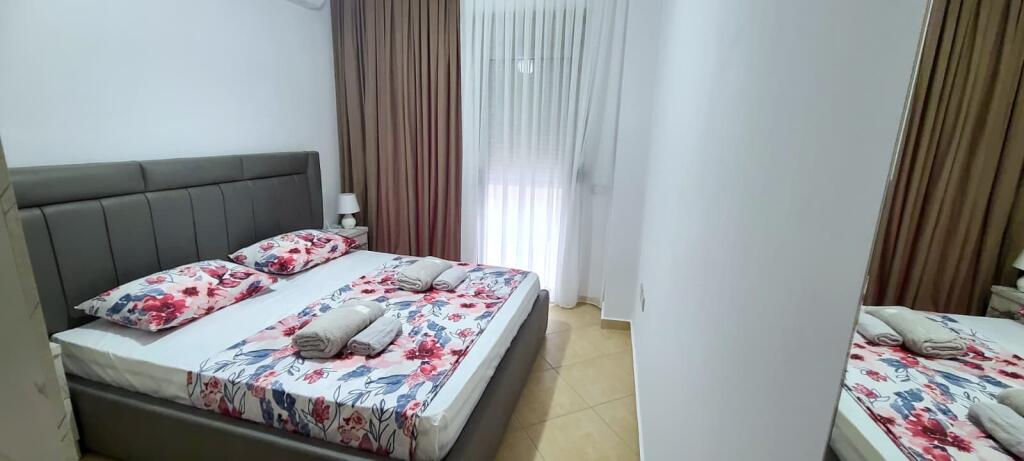 Si affittano 7 appartamenti stagionali 1+1, Lungomare Vlore