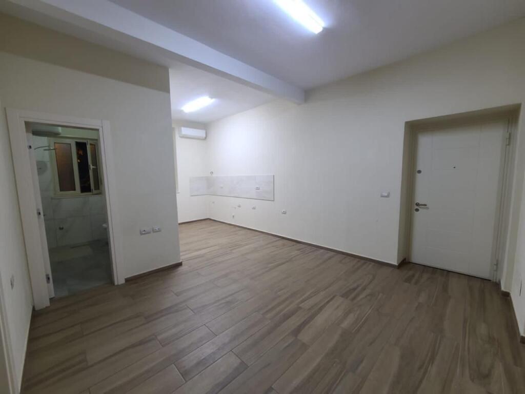 OFFICE SPACE FOR RENT IN THE CENTER