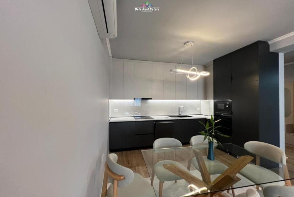 Appartamento In Affitto 2+1+ Posto Auto Vicino al Lago Secco (ID B2201691) Tirana