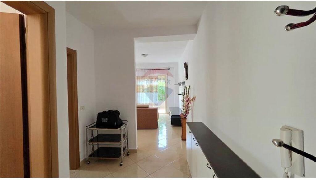 🏠 Appartamento 1+1 – In Affitto Lungomare, Vlore