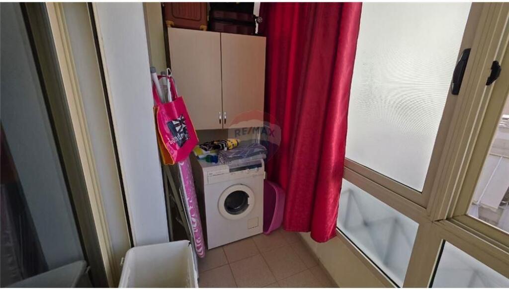 🏠 Appartamento 2+1 – In Vendita 📍 Via Onufri, vicino alla Chiesa Ortodossa, Vlora