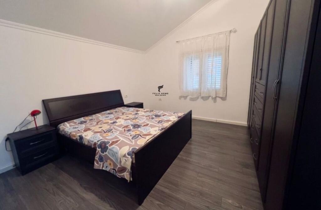 APARTAMENT ME QERA 2+1 QYTET STUDENTI 510 EURO