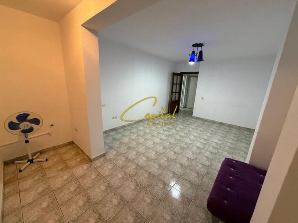 UFFICIO IN AFFITTO 40 M2 VASIL SHANTO 430 EURO