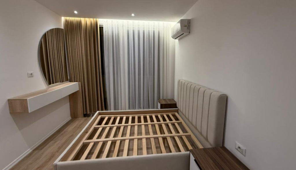 🏢 Apartament 1+1 + Garderobë – Rruga Fortuzi, pranë Qendrës