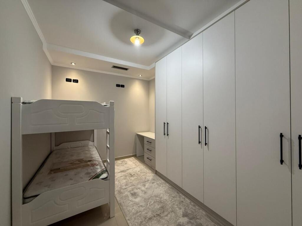 Appartamento moderno 2+1 in affitto vicino alla via 5 Maji