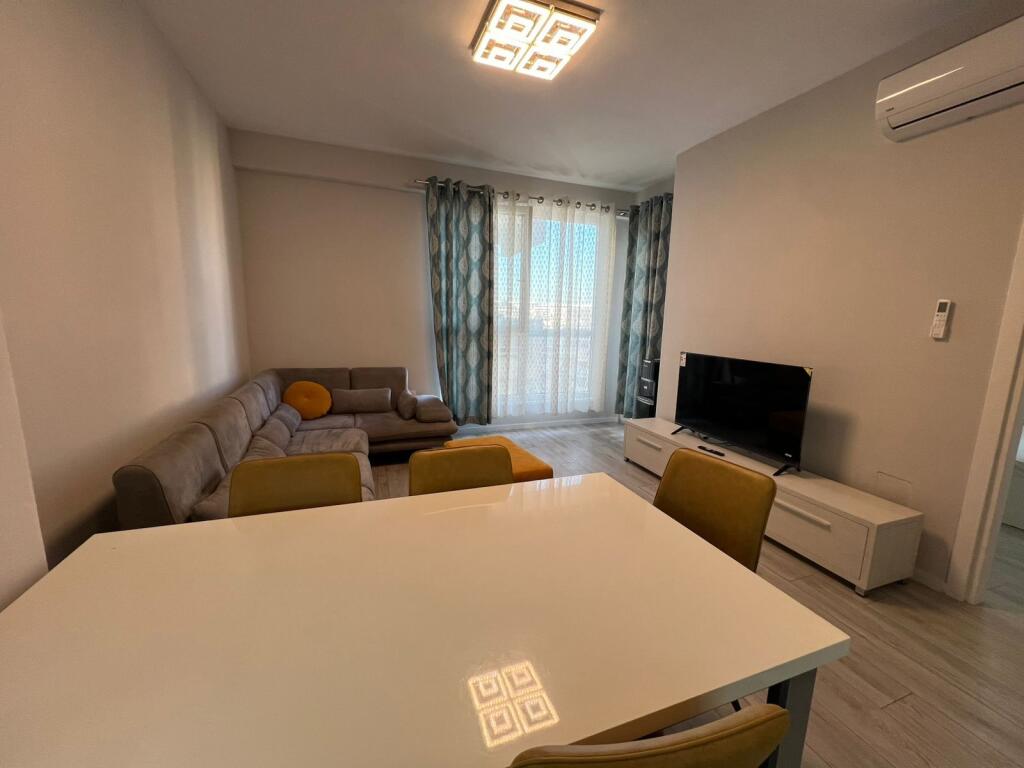 Appartamento 1+1 in affitto presso Komun e Parisit.
