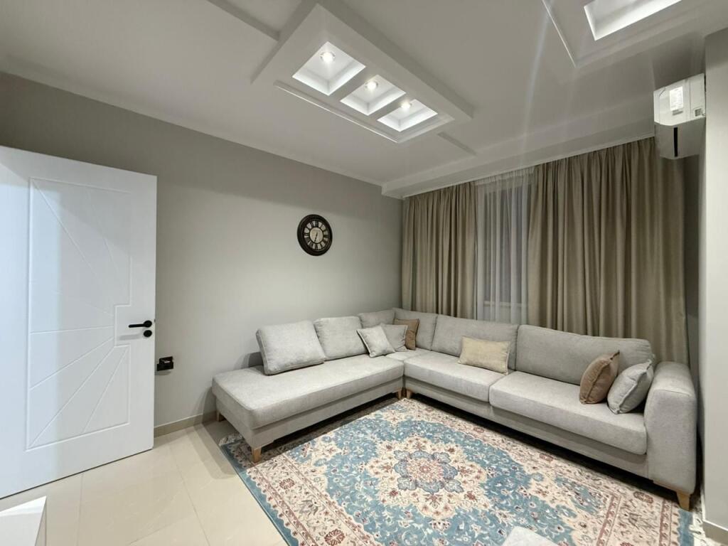 Appartamento moderno 2+1 in affitto vicino alla via 5 Maji