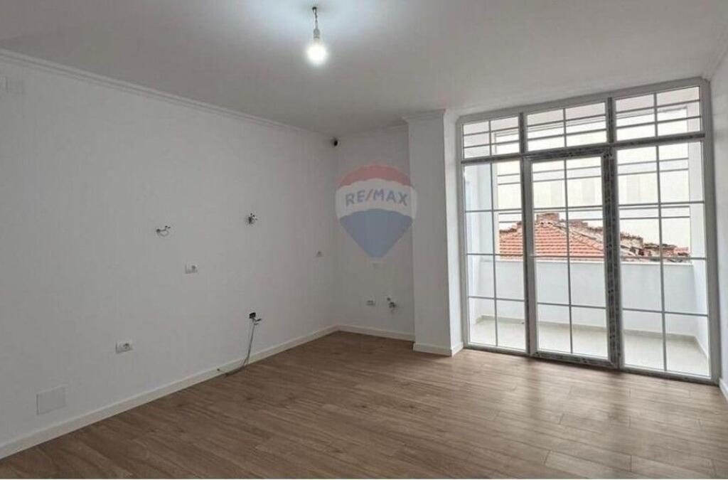 Apartment - For Sale - Bogdaneve Street, Tirana(ID: 530471001-367)