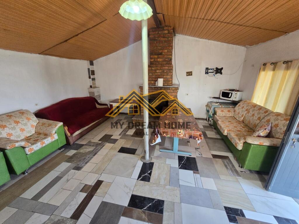 WAREHOUSE + LAND FOR RENT IN SUKTH Vadardhë