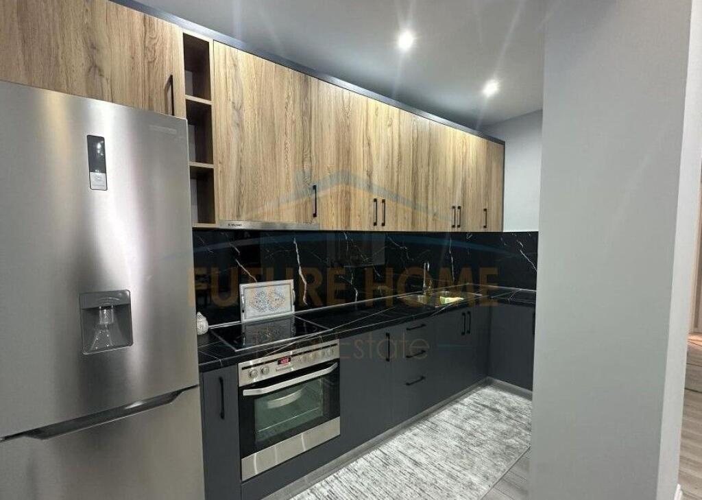 Qera, Apartament 2+1+2+Post Parkimi , Yzberisht.