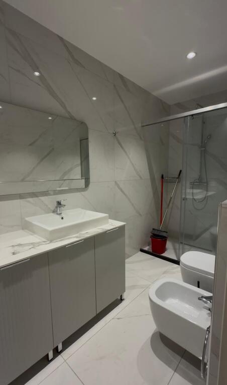 🏡VENDESI Super Appartamento 2+1+2+ Posto auto 📍Complesso Delijorgji 📐 Sup. 117 m2🛋 Arredamento moderno 📄 Con Ipoteca 💶 Prezzo: 410.000 €