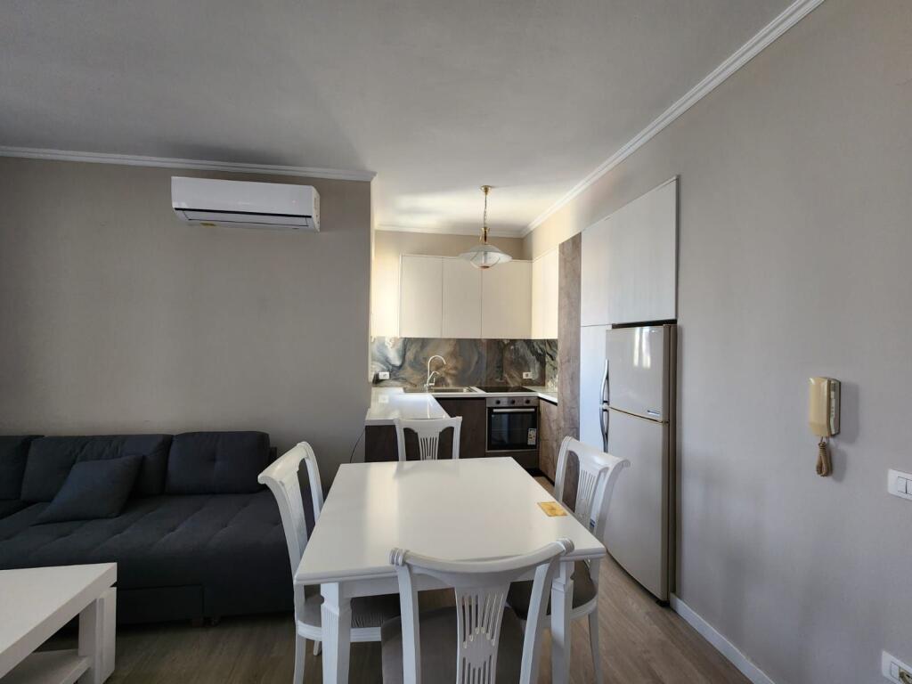 AFFITTASI APPARTAMENTO 1+1, vicino allo stadio Dinamo