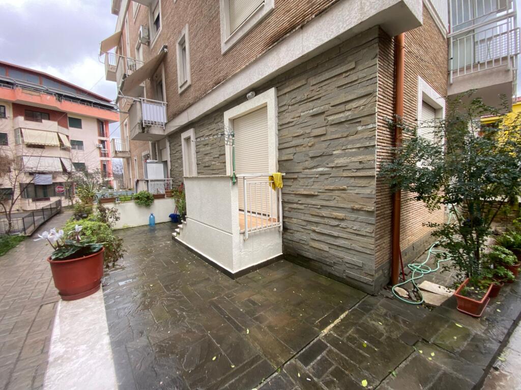For sale 1+1, with veranda, zoological garden, 140,000 euros