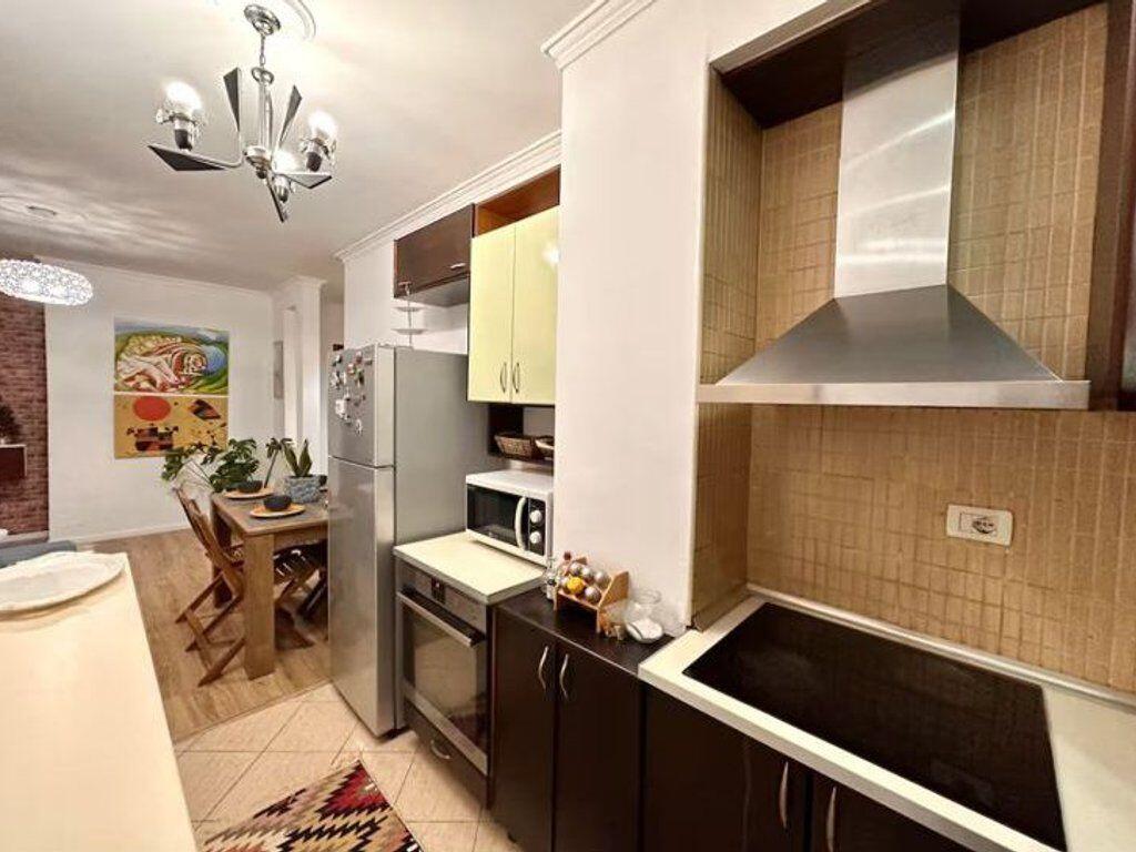 For sale, 2+1 Apartment, Zogu i Zi, Tirana. 176,000 €