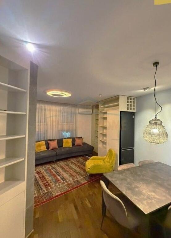 Sale, Apartment 2+1+2 on Dibra Street