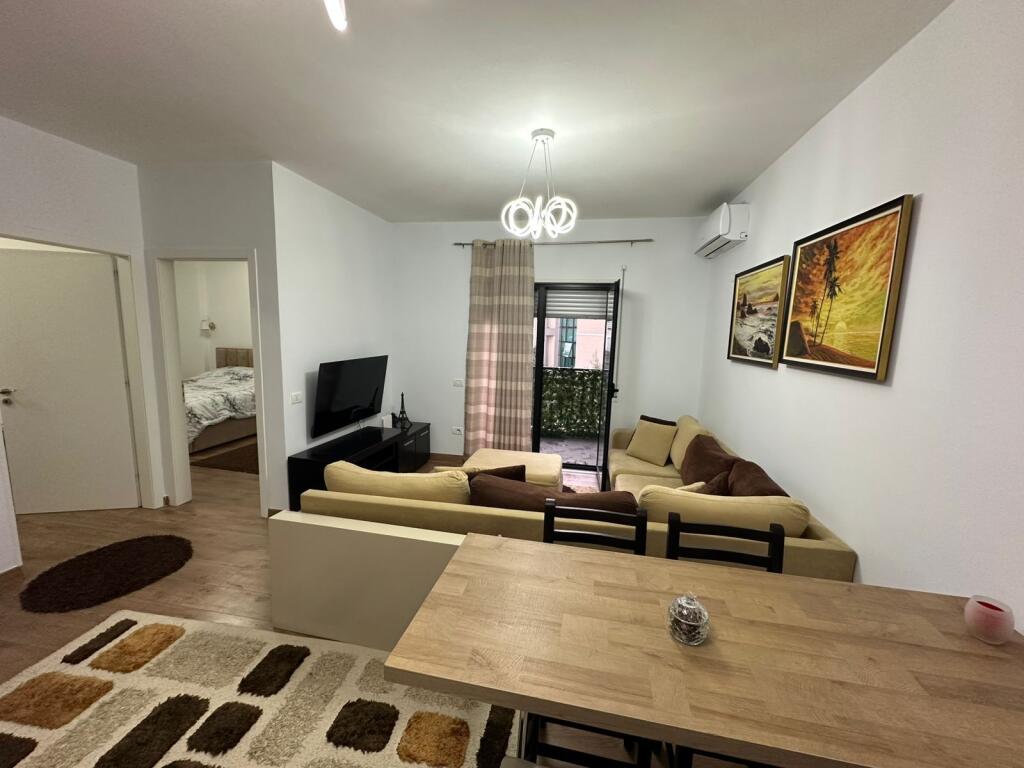 Japet me qera apartament 2+1, me sip 95m2