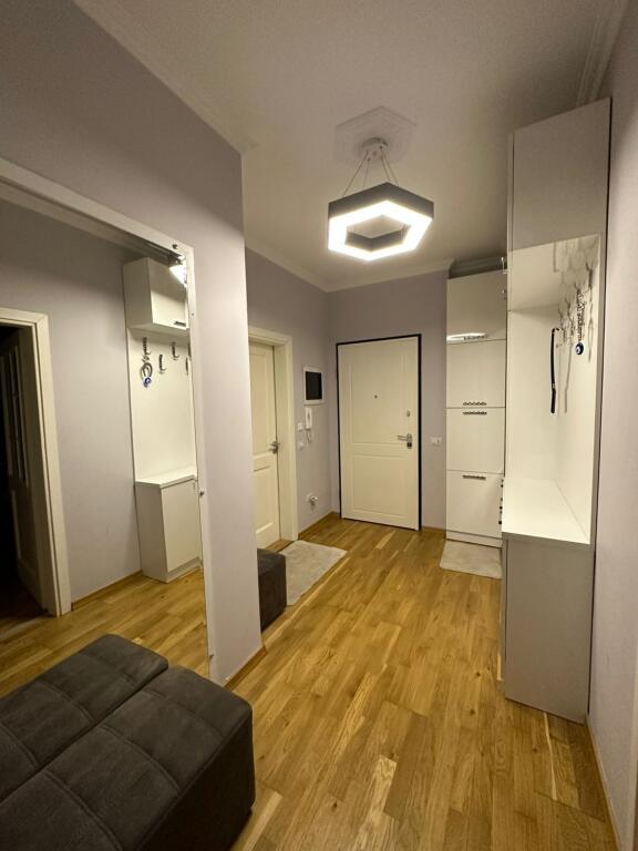 Apartament 2+1+2 per qira ne Astir