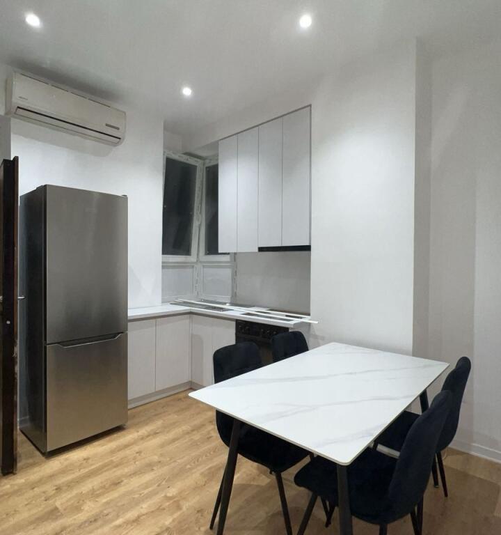 Monolocale in affitto, via Barrikadave vicino a Labidari 650 mila lek