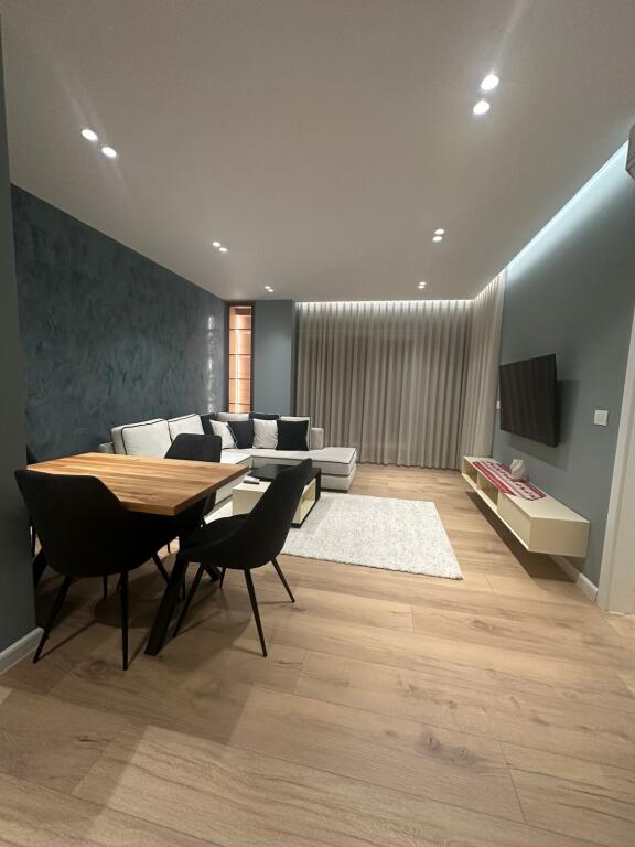 Appartamento 1+1 in affitto, con una superficie di 70m2.