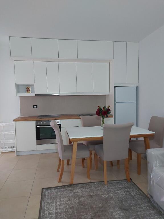 Apartment 1+1 for rent with sea view in neighborhood 13 Durres