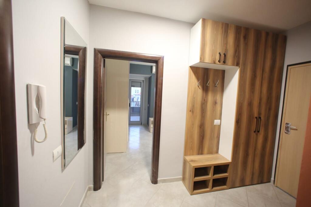 Apartment 1+1 for rent in Durres center is given