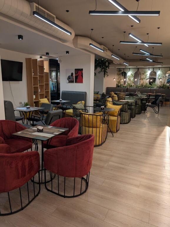 Shitet si Biznes Lokal +Restorant