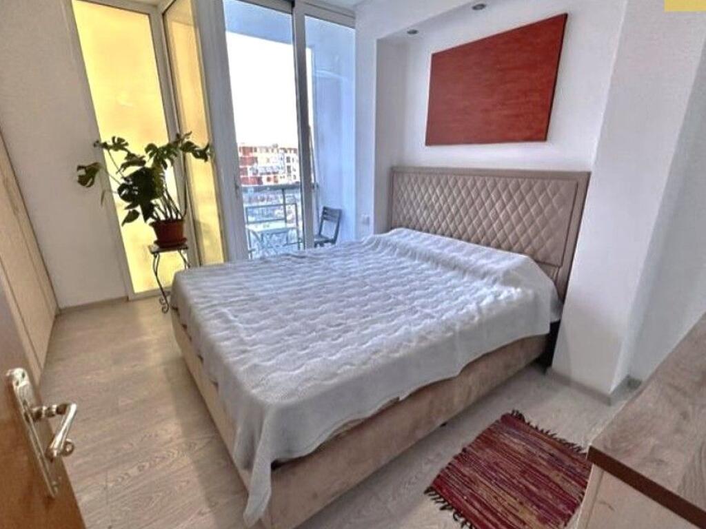 For sale, 2+1 apartment, Zogu i Zi, Tirana.