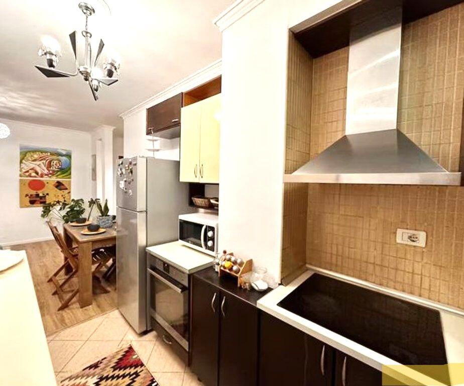 For sale, 2+1 Apartment, Zogu i Zi, Tirana.