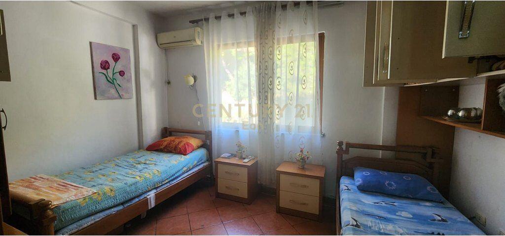 FOR RENT 2+1 APARTMENT NEAR THE GREEK SCHOOL! 400 €