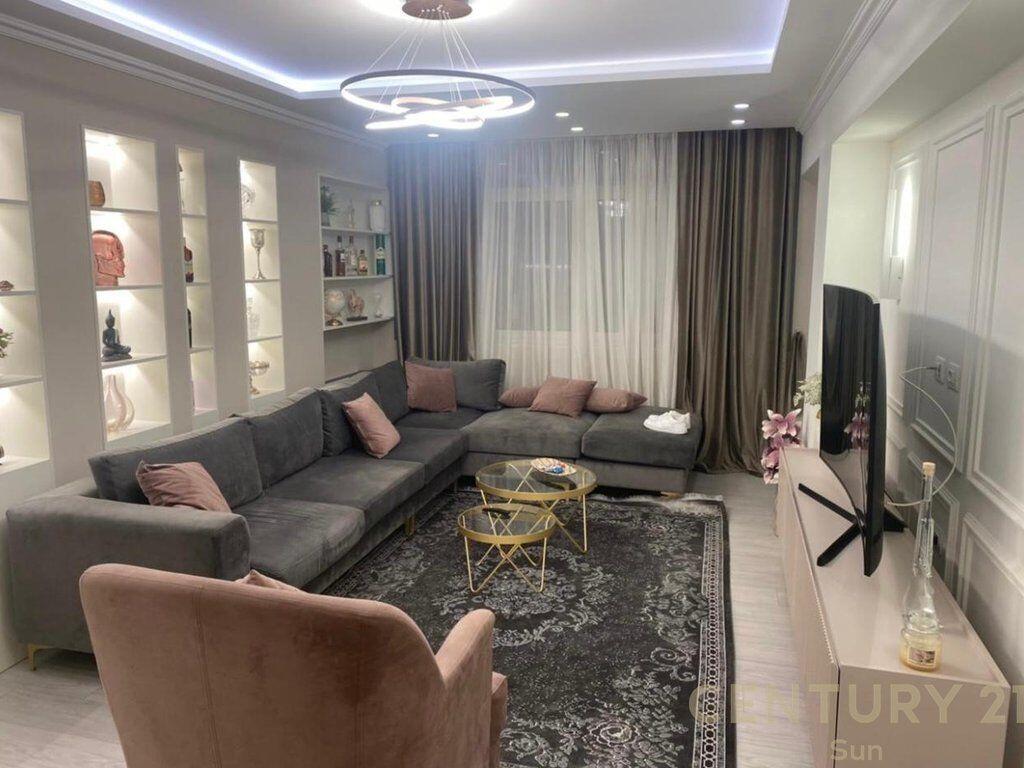 Apartament 3+1+2 me qira tek Sheshi Wilson