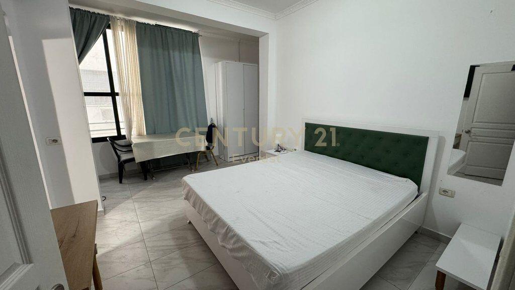 GOLEM, HOTEL FOR RENT 4,750 € /Month