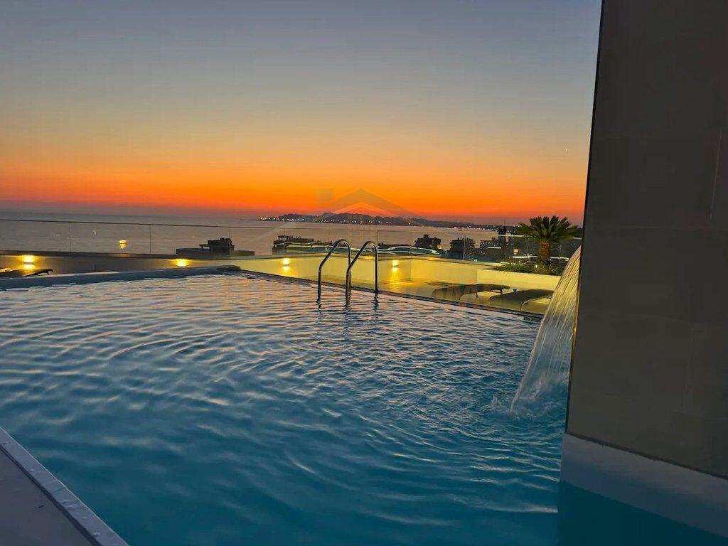 Shitet Hotel, Shkëmbi Kavajës, Durrës!